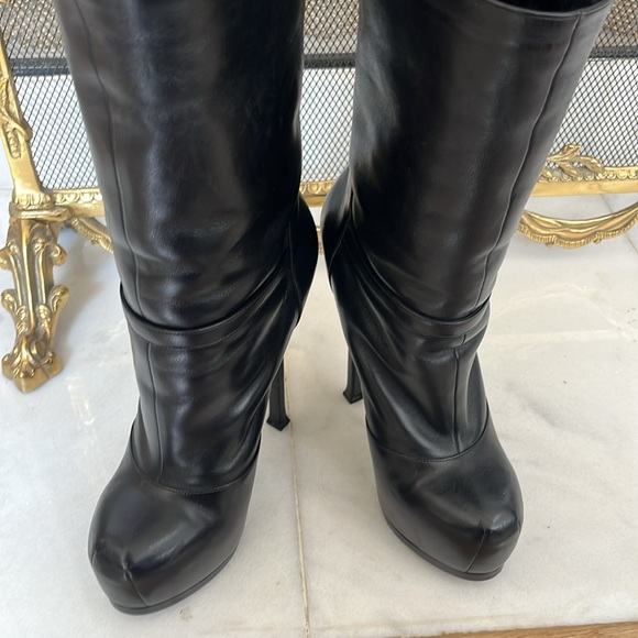 Saint Laurent Leather Platform Boots - Picture 11 of 11